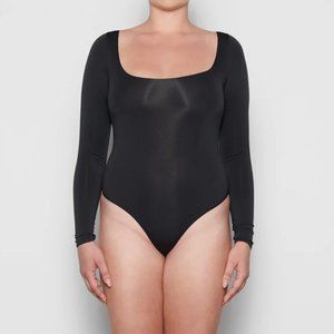 NWOT Skims Black Body Suit